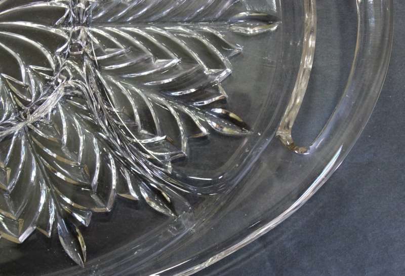 Classic Style Large Oval Glass Serving Platter with Handles.