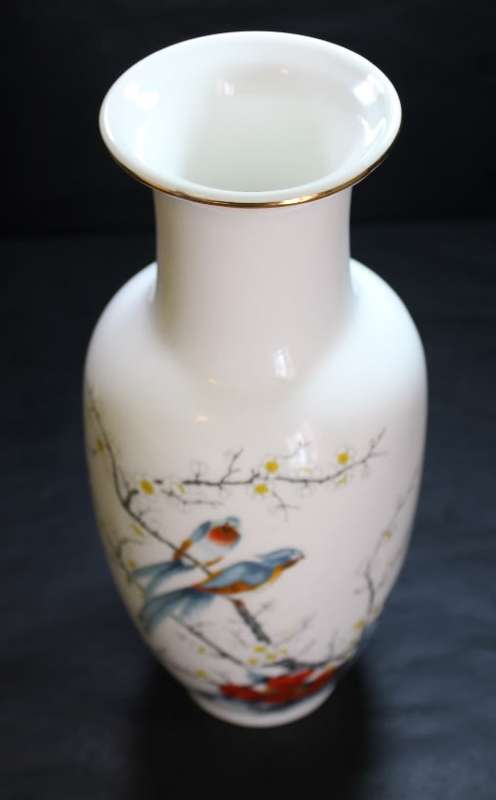 Fine China Vase from Japan Birds with Cherry Blossom by Jay