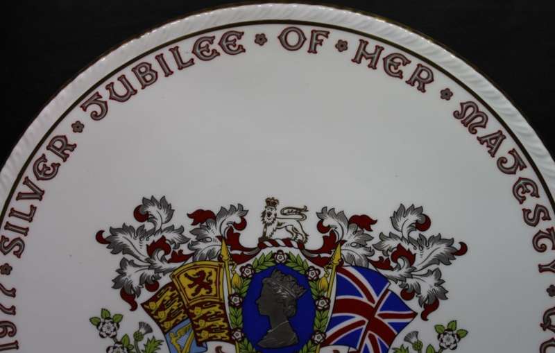 Her Majesty Queen Elizabeth II Silver Jubilee Limited Edition Plate 1952 - 1977, by Paragon