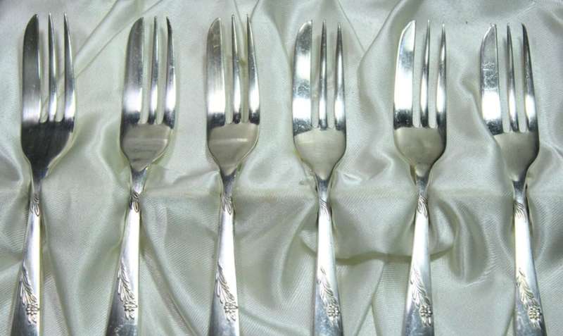 Vintage set of 6 Silver Plated Pastry Forks by Arthur Price of England Sovereign Collection