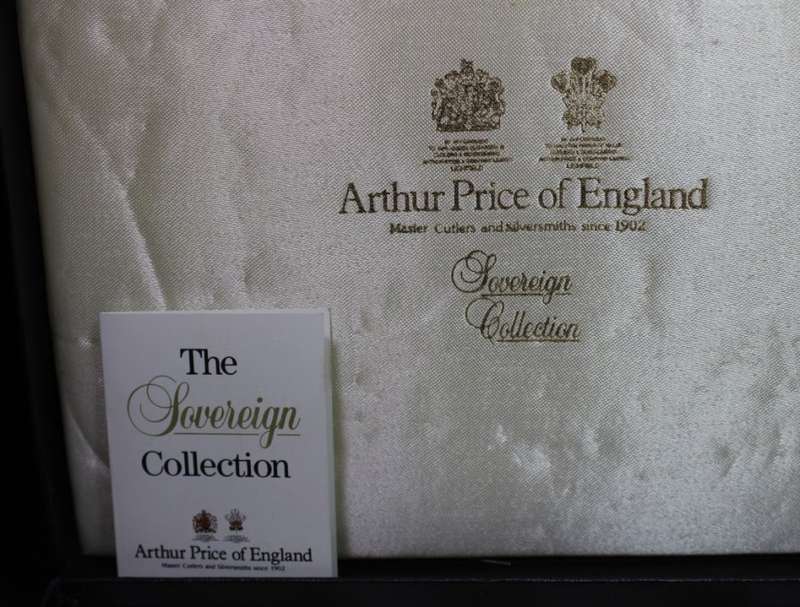 Vintage set of 6 Silver Plated Pastry Forks by Arthur Price of England Sovereign Collection