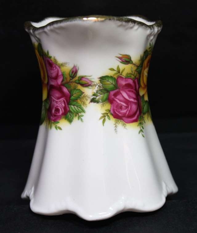 Vintage Chinacraft London Fine Bone China Milk Jug