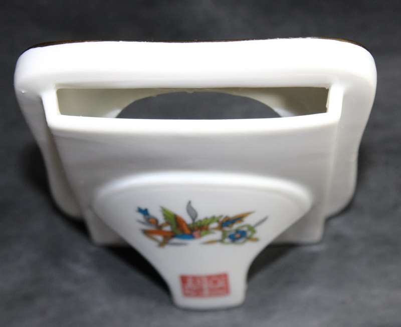 Dai Ichi Toki Imperial Imari Porcelain Picture Holder
