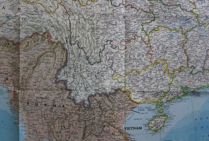 Large National Geographic Folded Map of The Peoples Republic of China July 1980.