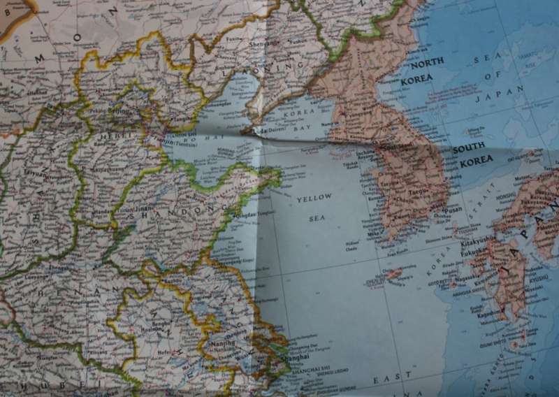Large National Geographic Folded Map of The Peoples Republic of China July 1980.