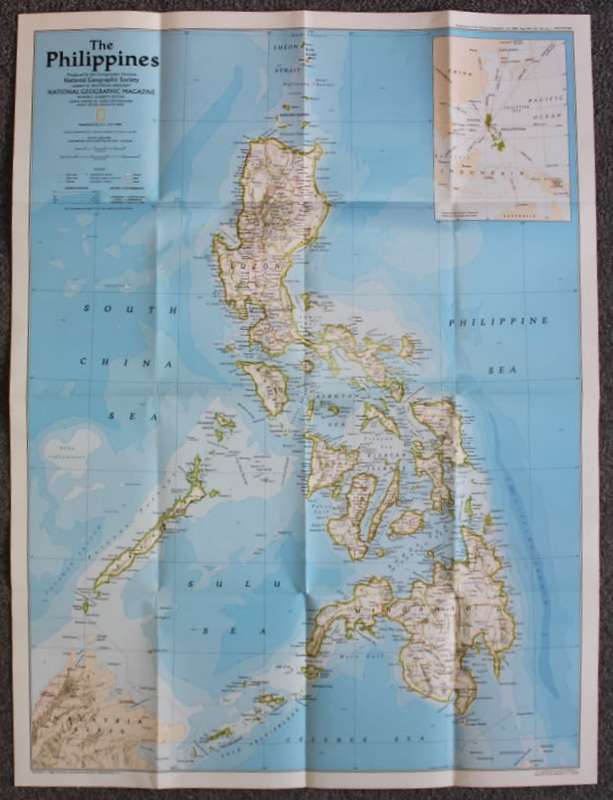 National Geographic Folded Map of The Philippines July 1986