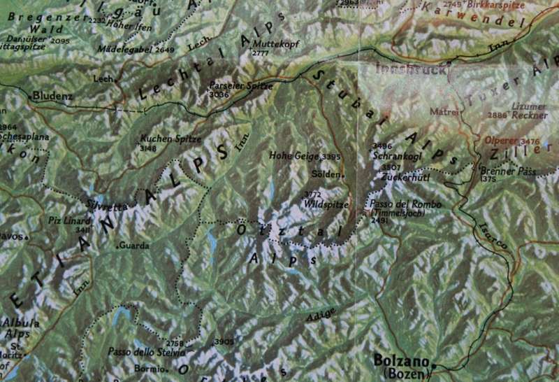 National Geographic Folded Map of the Alps April 1985