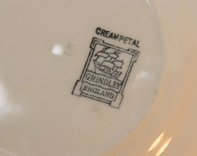 Vintage Grindley Cream Petal Tea Plates x Four