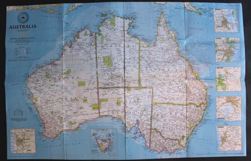 National Geographic Folded Map Australia July 2000