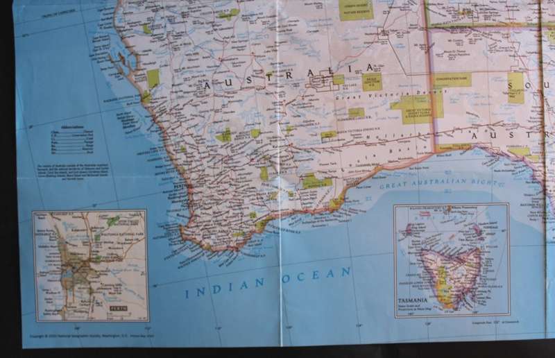 National Geographic Folded Map Australia July 2000