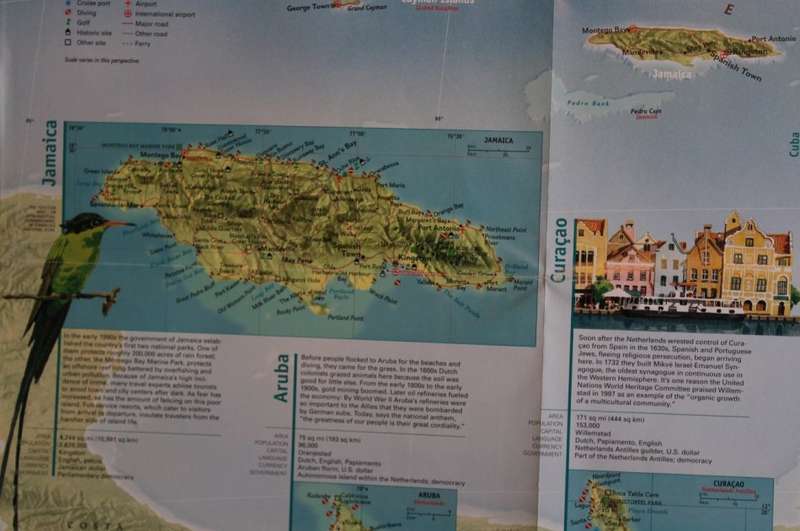 National Geographic Folded Map of the West Indies Mar 2003
