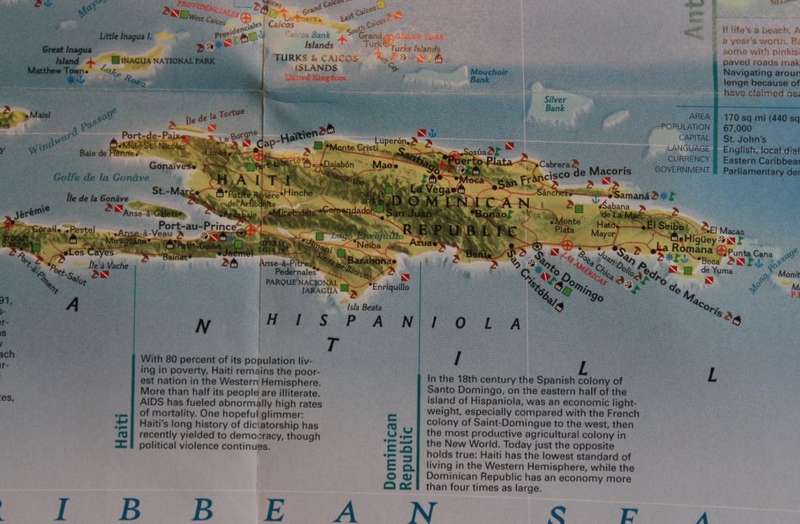 National Geographic Folded Map of the West Indies Mar 2003