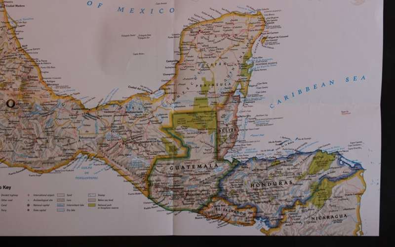 National Geographic Folded Map of Mexico and Central America June 2007