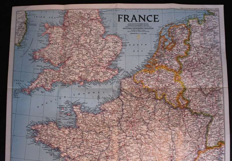 National Geographic Folded Map of France July 1989