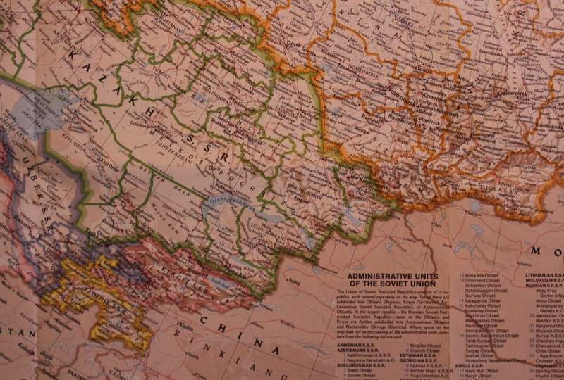 National Geographic Folded Map of the Soviet Union Feb 1976