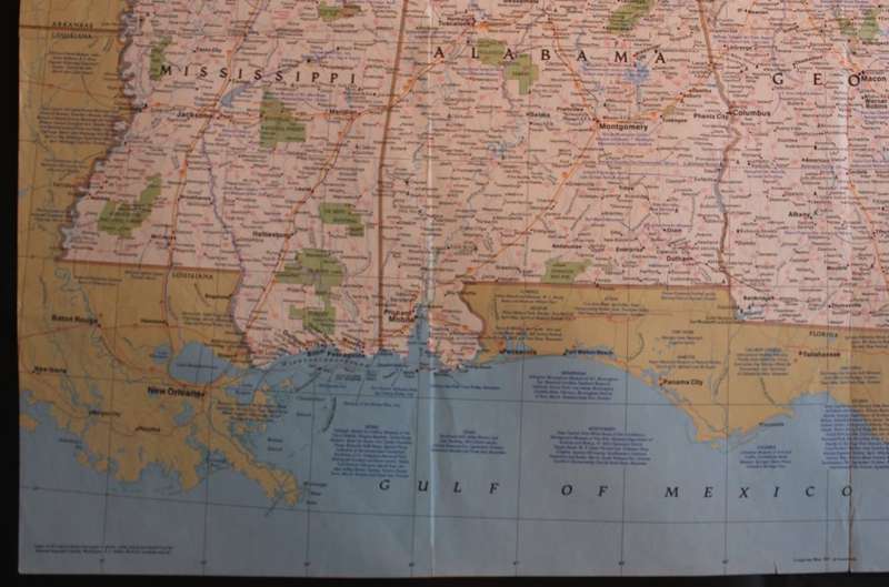 National Geographic Folded Map of The South East USA Oct 1975