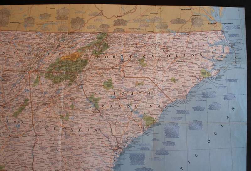 National Geographic Folded Map of The South East USA Oct 1975