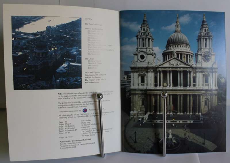 St Pauls Cathedral A Guide to the Cathedral by Tricia Simmonds Softcover Book
