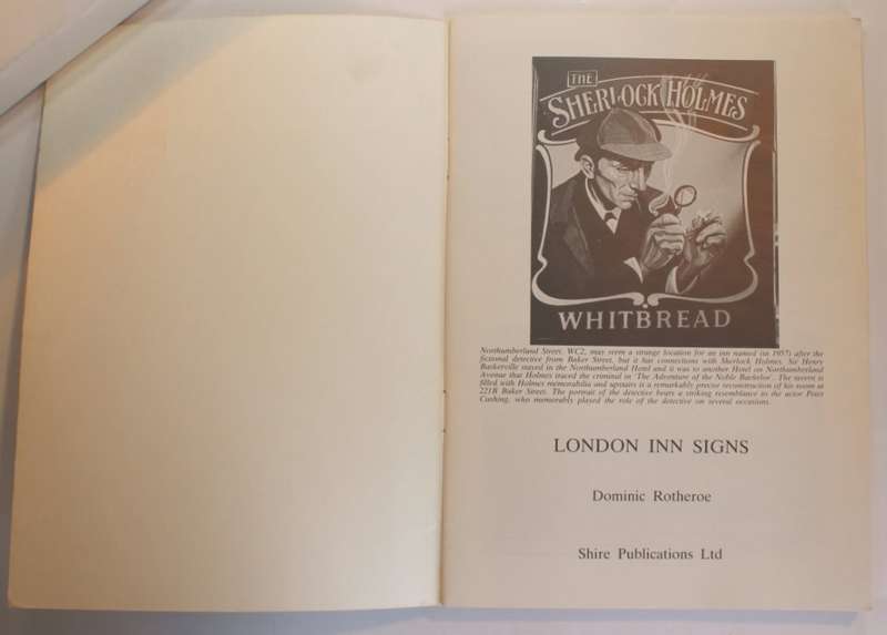 London Inn Signs by Dominic Rotheroe Softcover Book