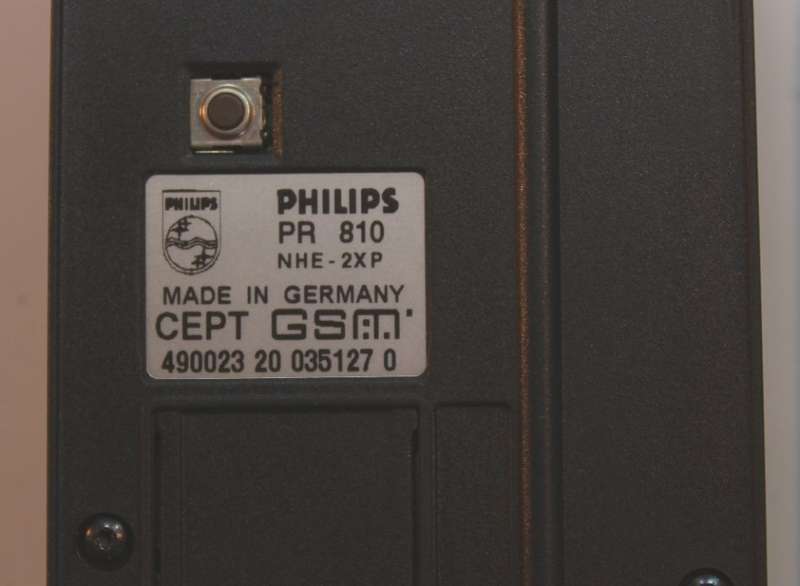 Four Vintage Philips PR 810 Cellphones 1992.