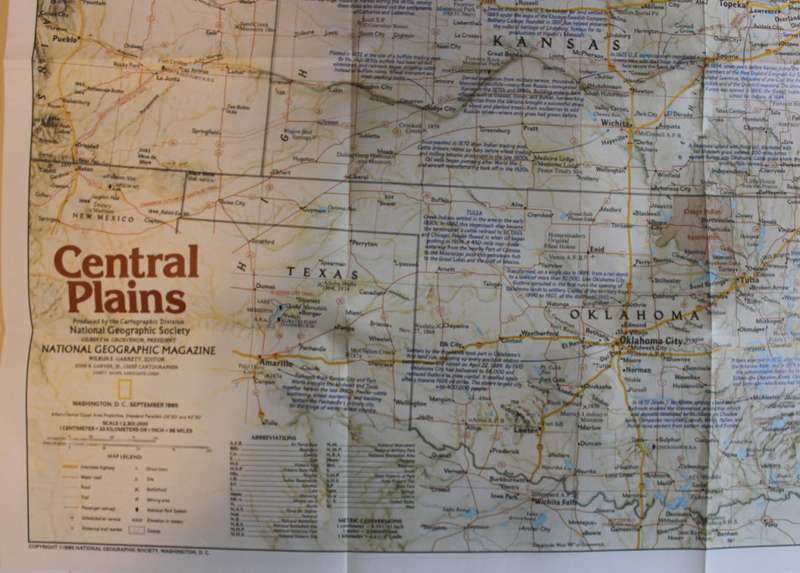 National Geographic Folded Map of The Central Plains of the USA September 1985