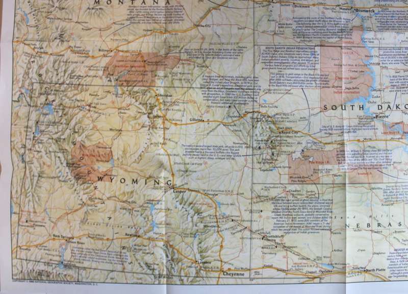 National Geographic Folded Map of the Northern Plains of the USA December 1986