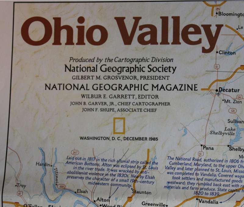 National Geographic Folded Map of the Ohio Valley December 1985
