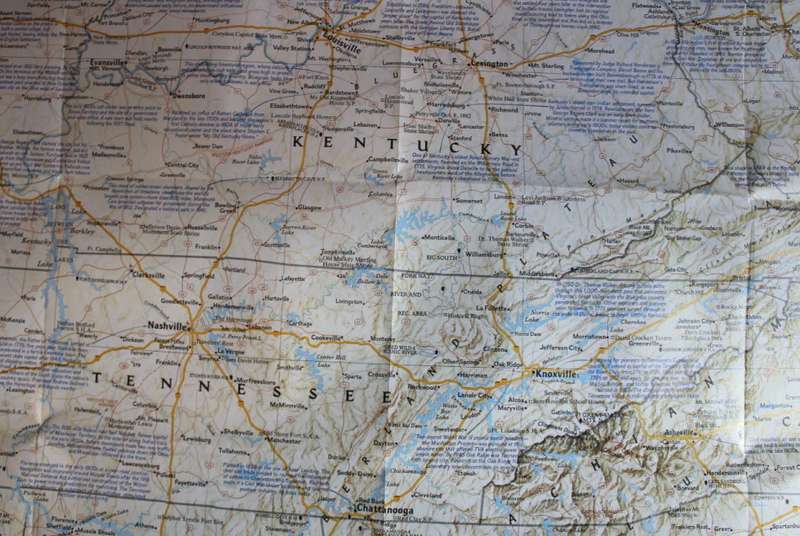 National Geographic Folded Map of the Ohio Valley December 1985