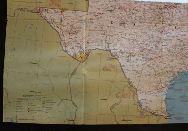 National Geographic Folded Map of The South Central States of the USA, Oct 1974
