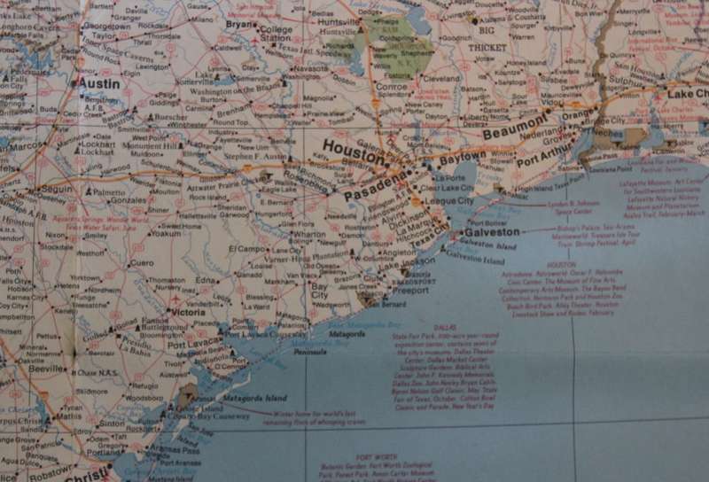National Geographic Folded Map of The South Central States of the USA, Oct 1974