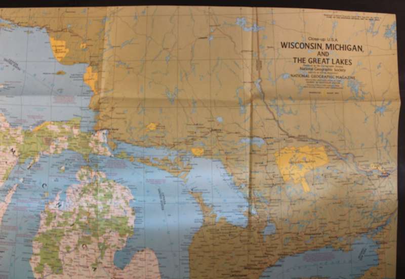 National Geographic Folded Map of the Great Lakes Region of America, August 1973.
