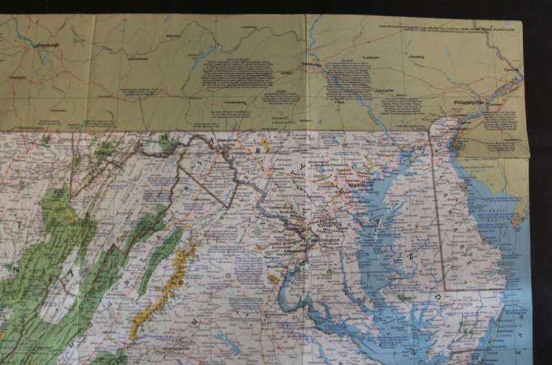 National Geographic Folded Map of the Mid-Atlantic States of America, October 1976