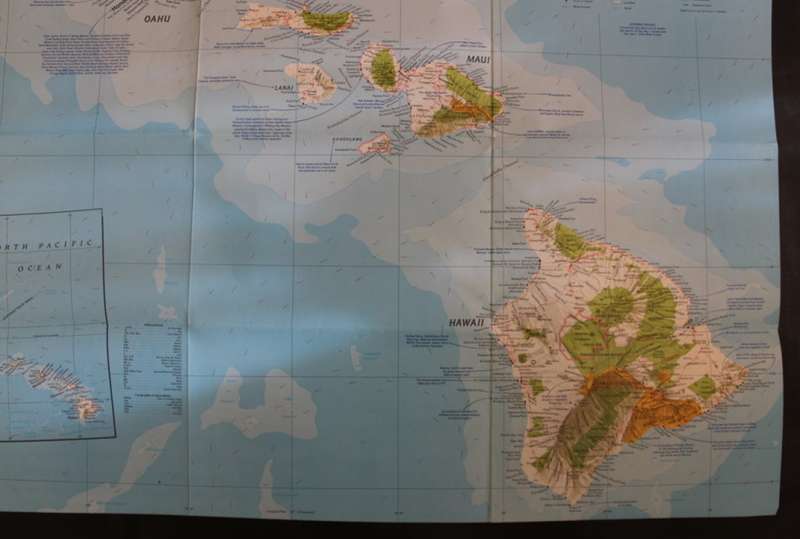 National Geographic Folded Map of Hawaii, April 1976