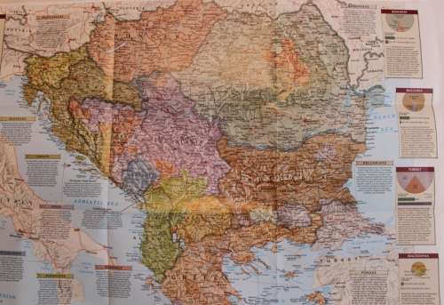 National Geographic Folded Map of The Balkans 1999