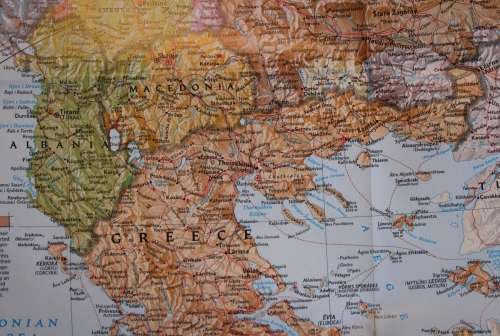 National Geographic Folded Map of The Balkans 1999