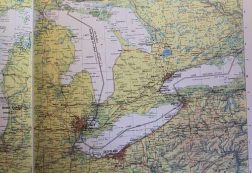 Readers Digest Atlas Of The World Rand McNally Maps 1987.