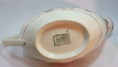 Vintage W H Grindley Cream Petal Gravy Boat