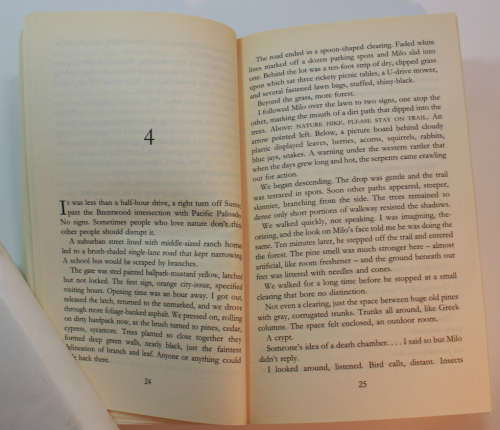 Survival Of The Fittest by Jonathan Kellerman Softcover Book