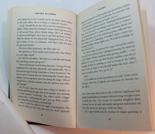 Evidence by Jonathan Kellerman Softcover Book
