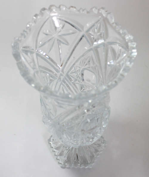Elegant Vintage Lead Crystal Footed Vase