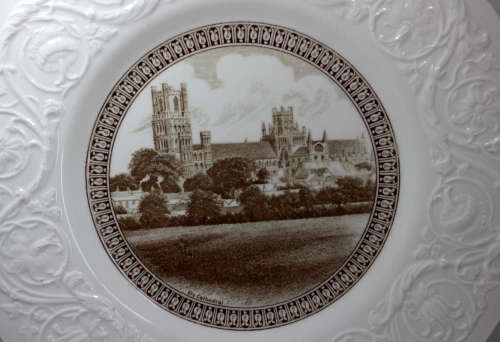 Vintage Wedgwood English Cathedrals `Ely, Queen Of The Fens` Decorative Wall Plate