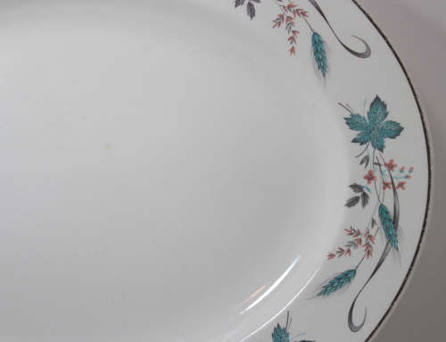 Alfred Meakin  Glo-White `Manitoba` Server Plate