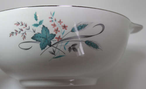 Alfred Meakin  Glo-White `Manitoba` Tureen Dish with Lid