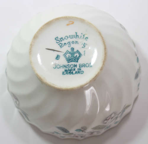 Vintage Johnson Brothers Snowhite Regency Sugar Bowl