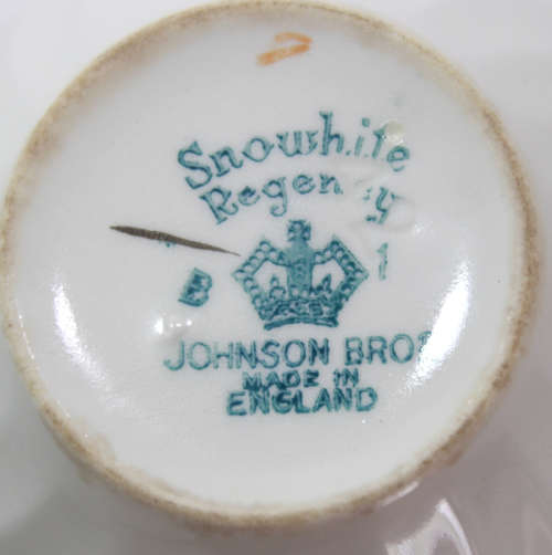 Vintage Johnson Brothers Snowhite Regency Sugar Bowl