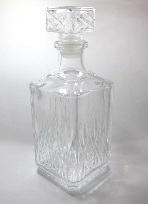 Classic Square Crystal Decanter Diamond Pattern with Nylon Stopper