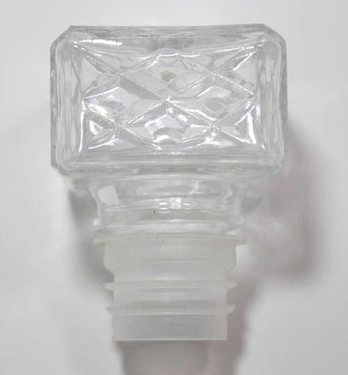 Classic Square Crystal Decanter Diamond Pattern with Nylon Stopper