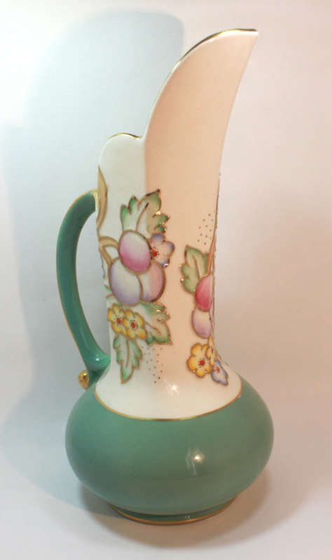 Vintage Crown Devon Fieldings Art Deco Ewer Style Vase A127