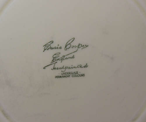 Susie Cooper Handpainted 3 Leaf Pattern Beige Border Dinner Plate