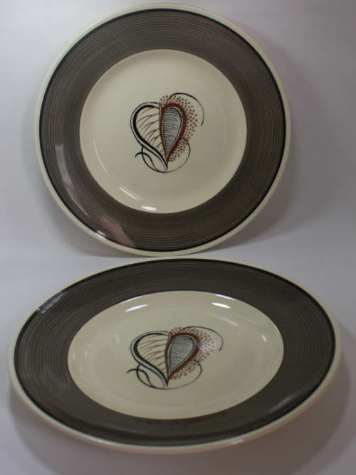 Pair of Susie Cooper Charcoal Skeleton Leaf Pattern 2355 Dinner Plate